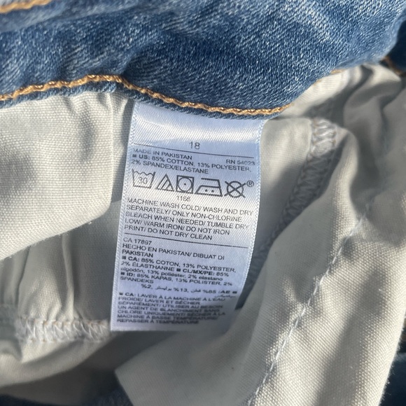 Women's Super Skinny High Ride Jeans - Old Navy Medium Wash 18 - Picture 3 of 6